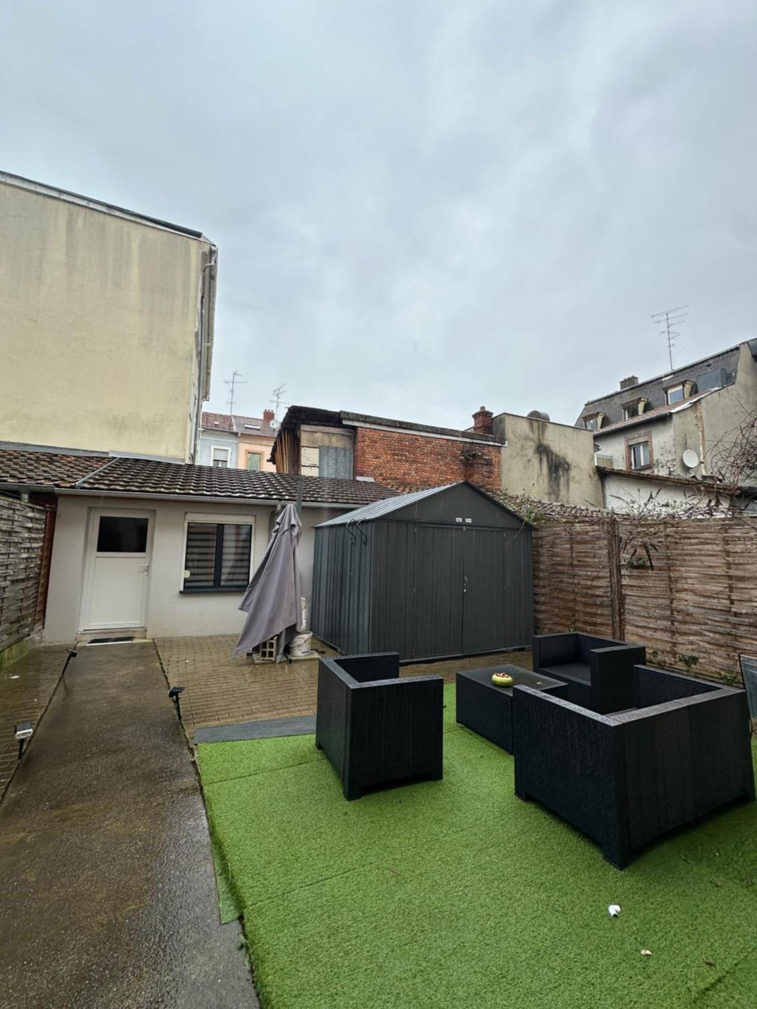 # Le 6 # Joli Petit Studio ! Centre Ville Au Calme مُلووز المظهر الخارجي الصورة